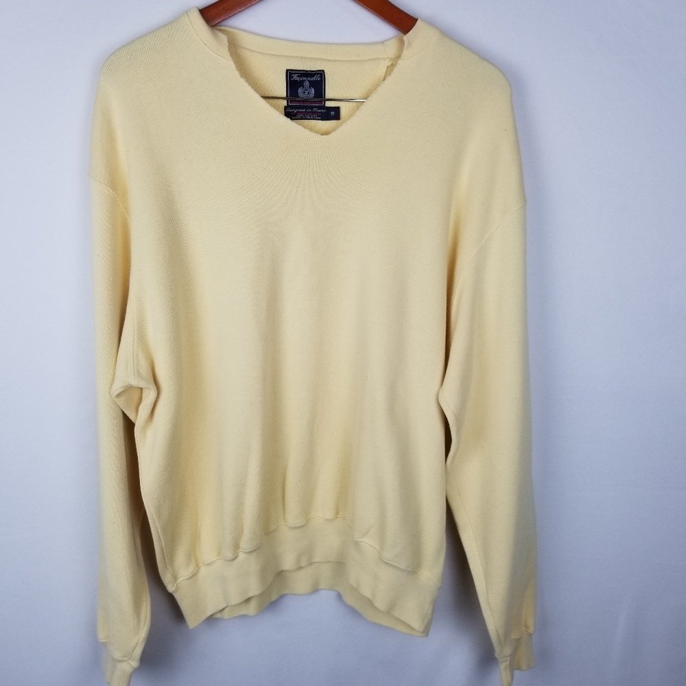 Faconable V-Neck Pullover